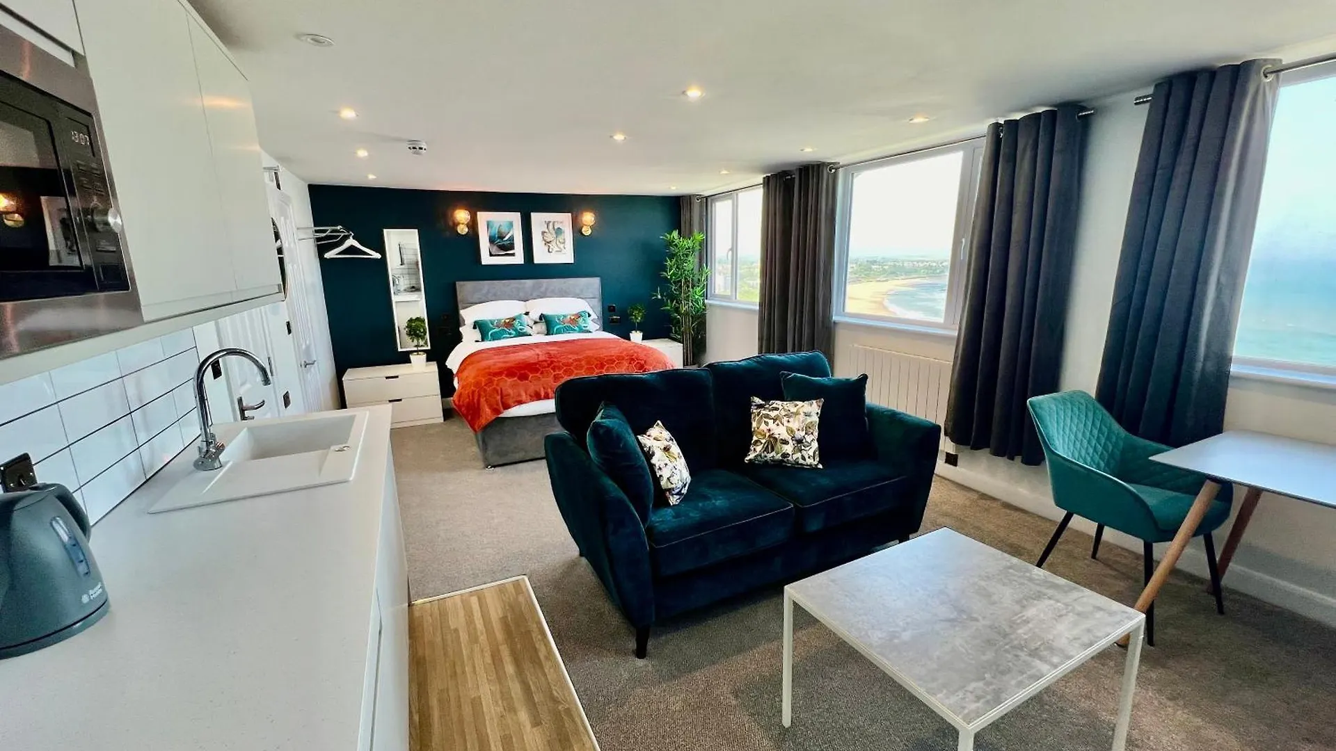 The Marlborough Sea View Holiday Apartments Scarborough