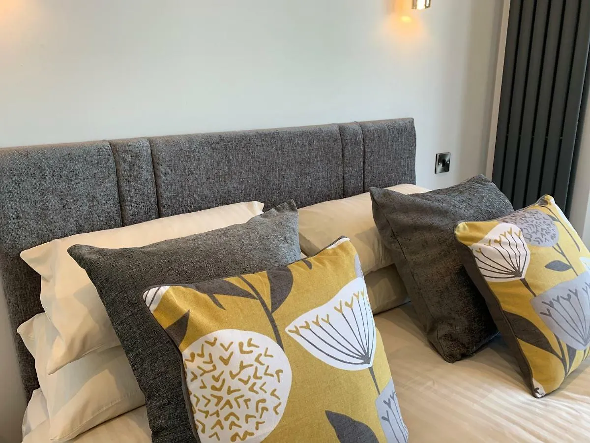 The Marlborough Sea View Holiday Apartments Scarborough